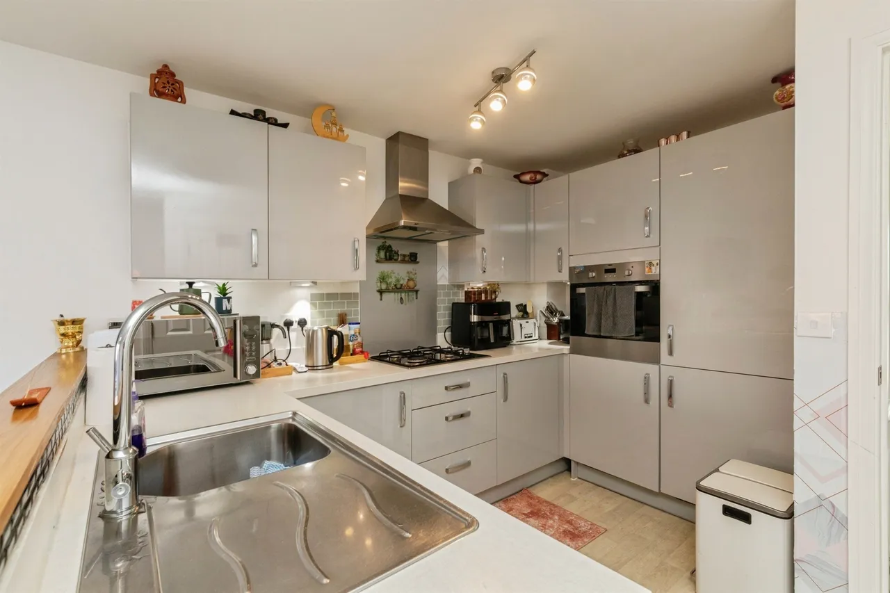 Dowsell Way, Yate, BS37, photo 5