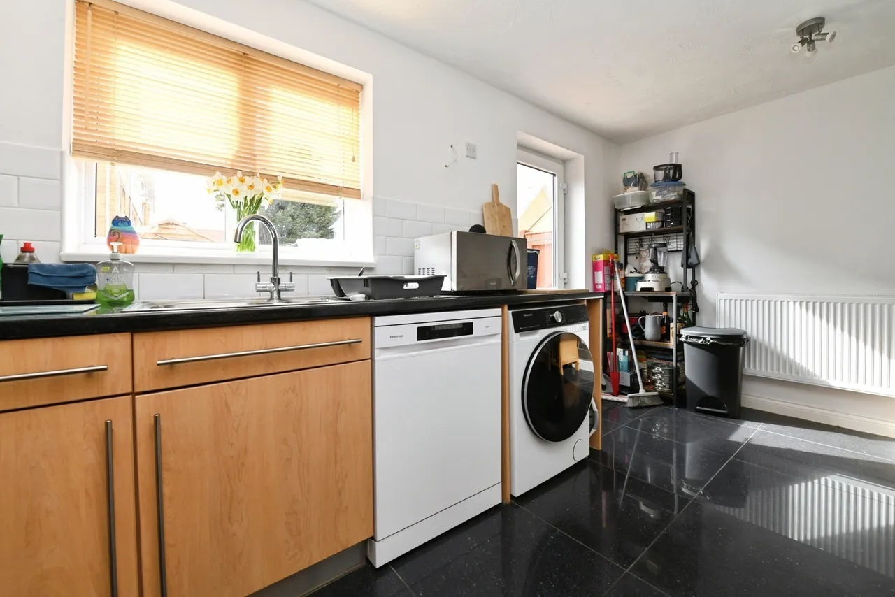 Seaforth Grove, Southend-on-Sea, Essex, SS2, photo 4
