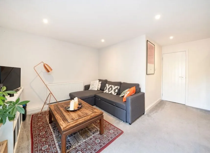 Portia Way, Bow, E3, photo 6