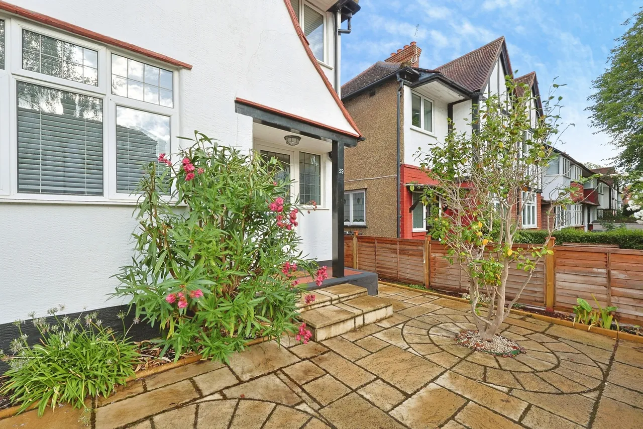 Park Drive, London, W3, photo 23