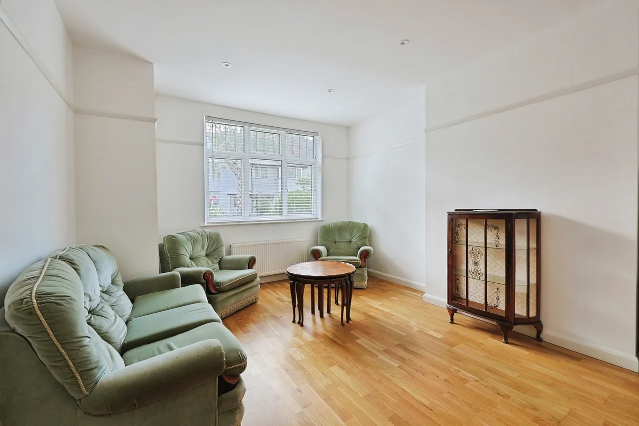Park Drive, London, W3, photo 4
