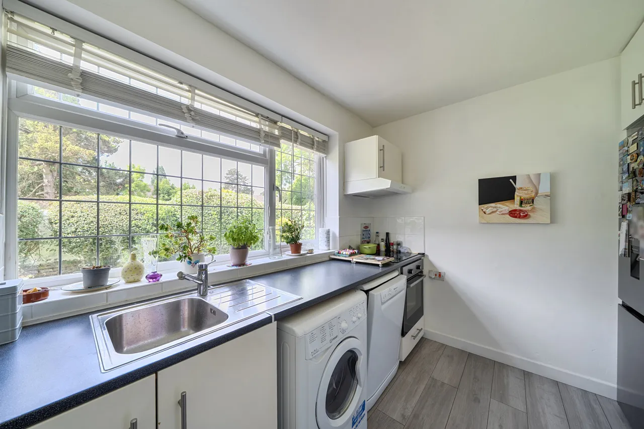 Avon Mews, Pinner, HA5, photo 13