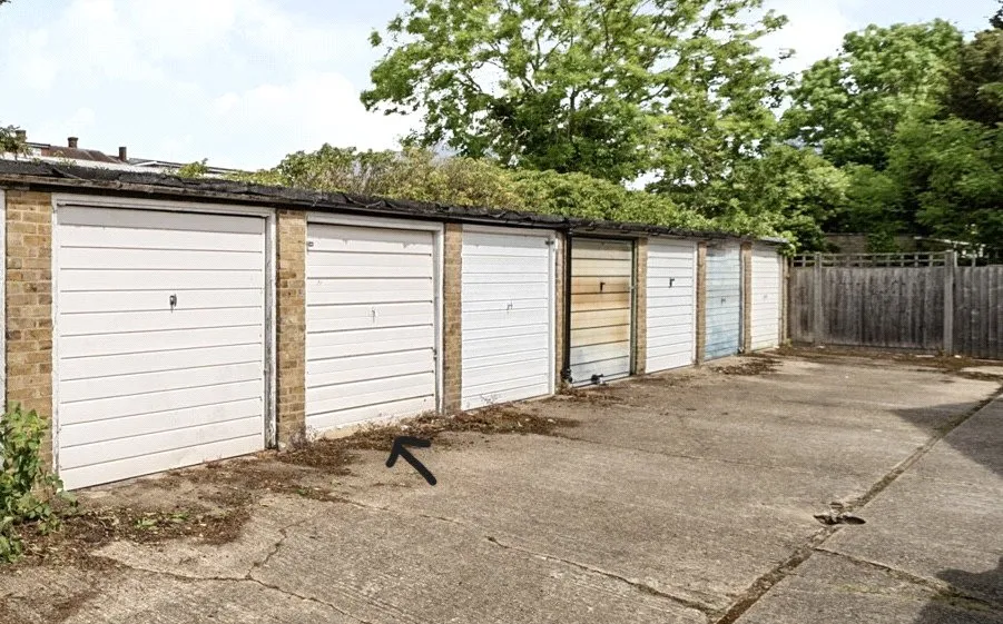 Avon Mews, Pinner, HA5, photo 9