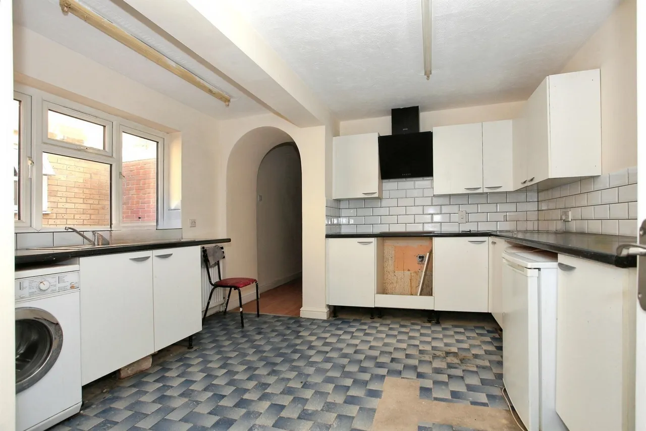 Elmfield Road, Peterborough, PE1, photo 2