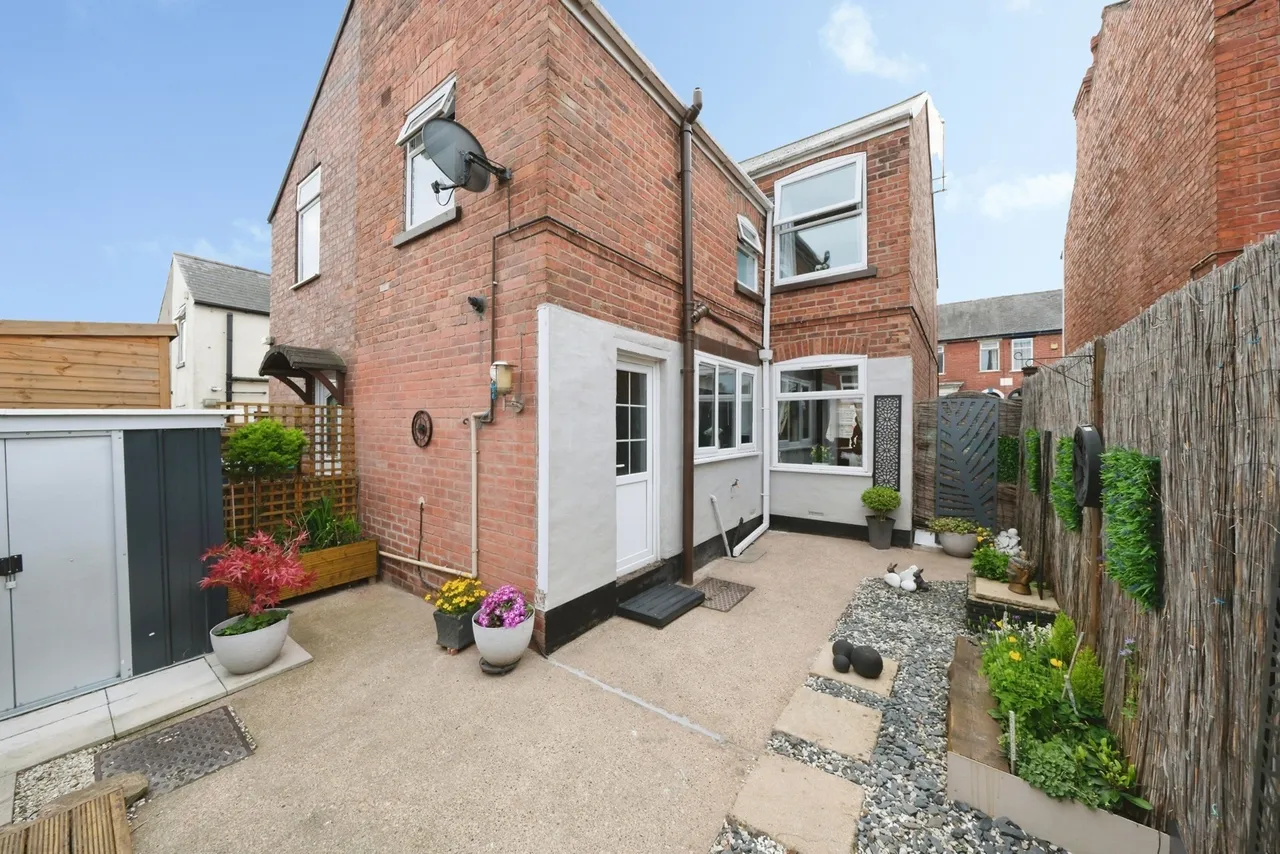 Allcroft Street, Mansfield Woodhouse, Mansfield, Nottinghamshire, NG19, photo 15