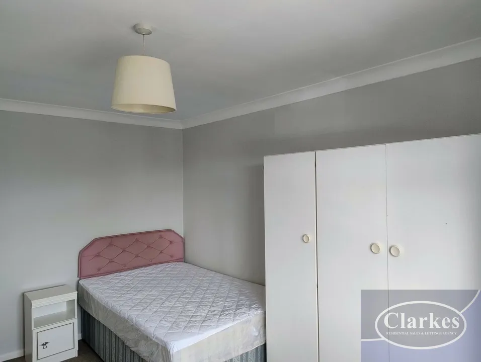 Acton Road, Wallisdown, photo 11