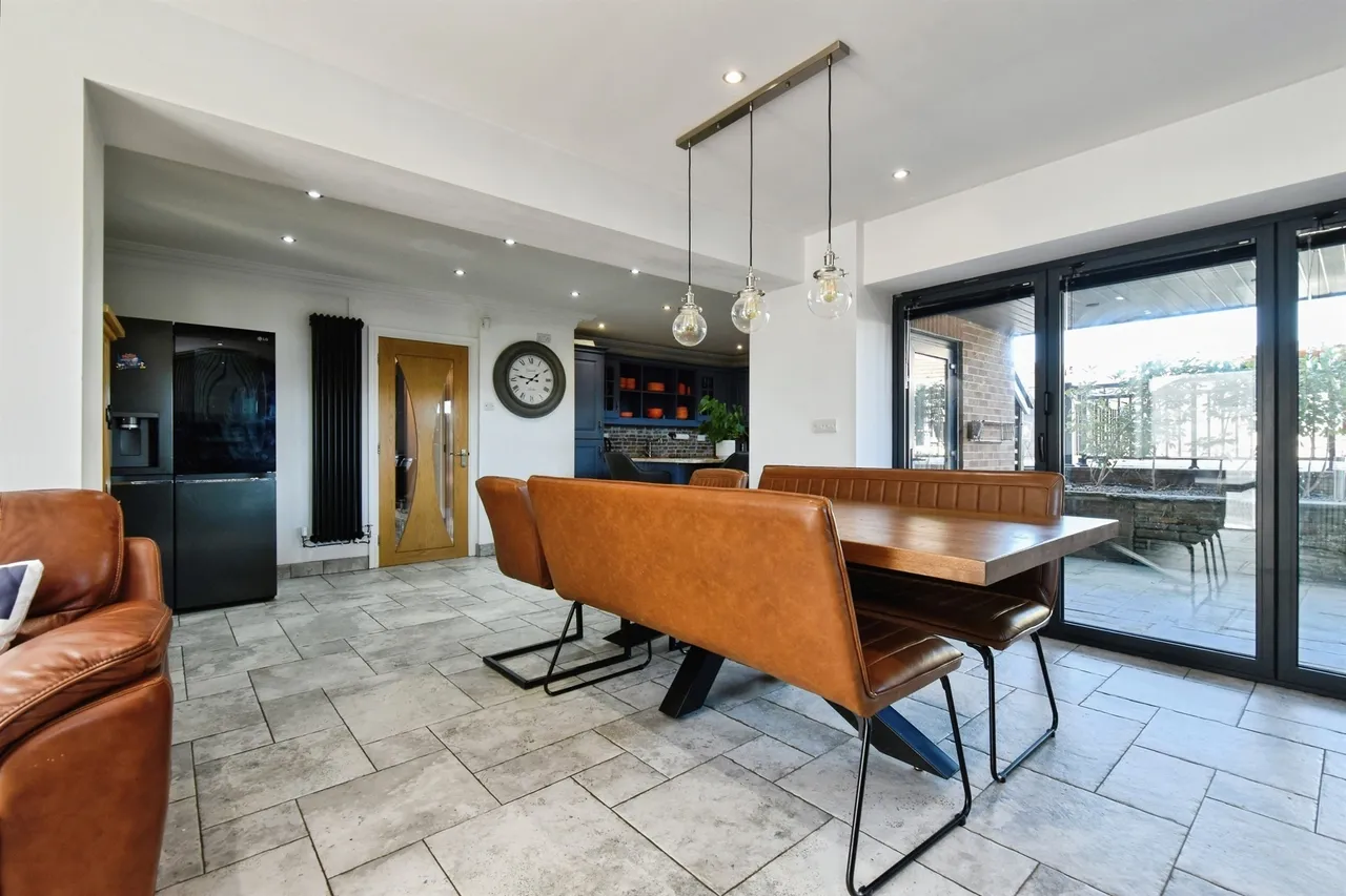 The Oaks Treharris, CF46, photo 10