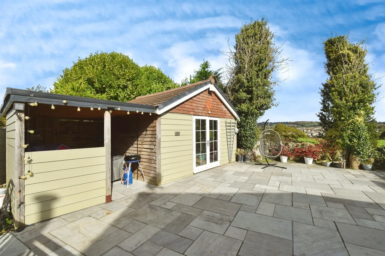 The Oaks Treharris, CF46, photo 32