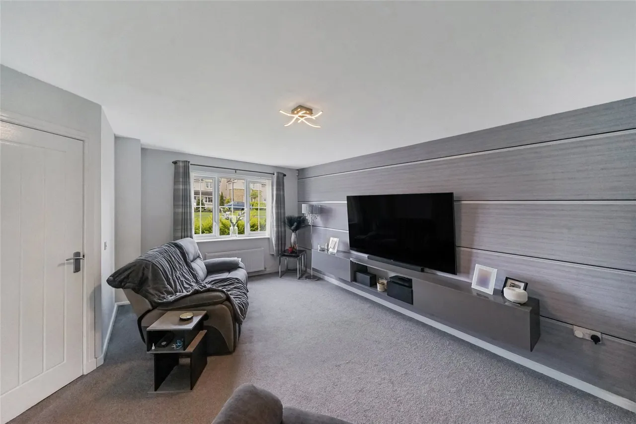 Caldercruix Crescent, Livingston, West Lothian, EH54, photo 9