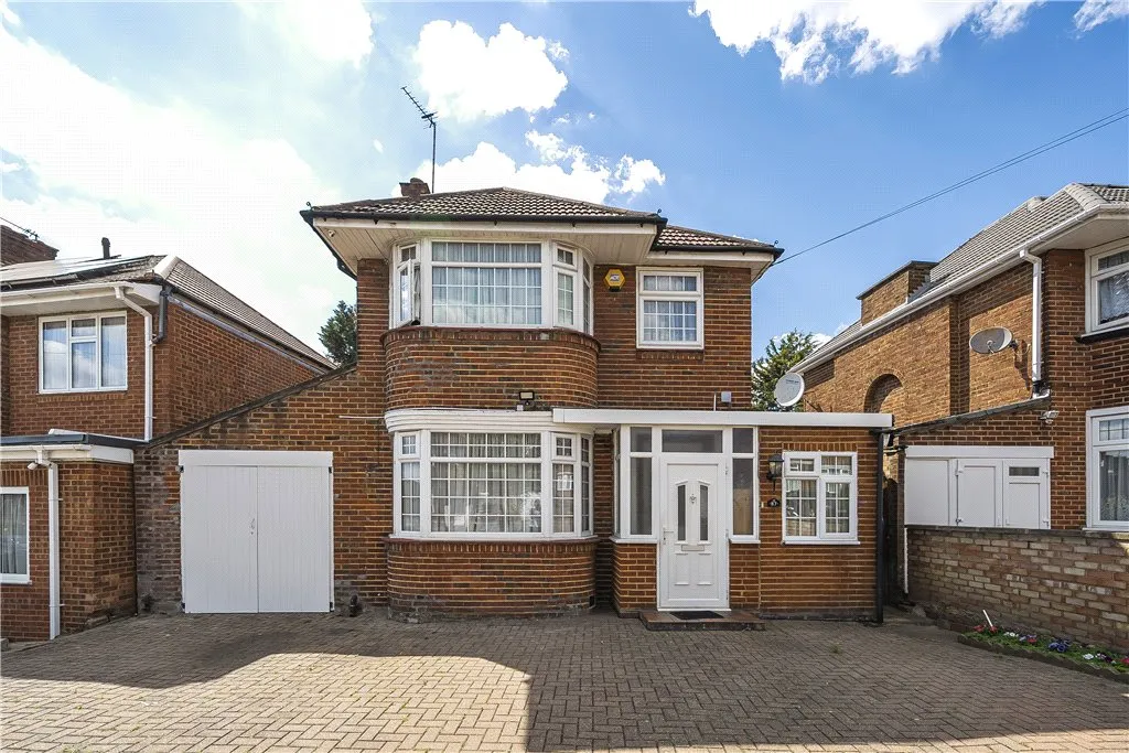 3 bed house for sale, Weston Drive, Stanmore, HA7