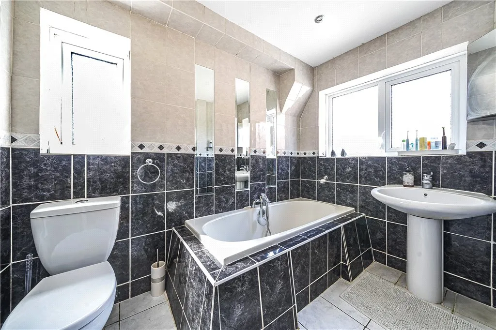Weston Drive, Stanmore, HA7, photo 8