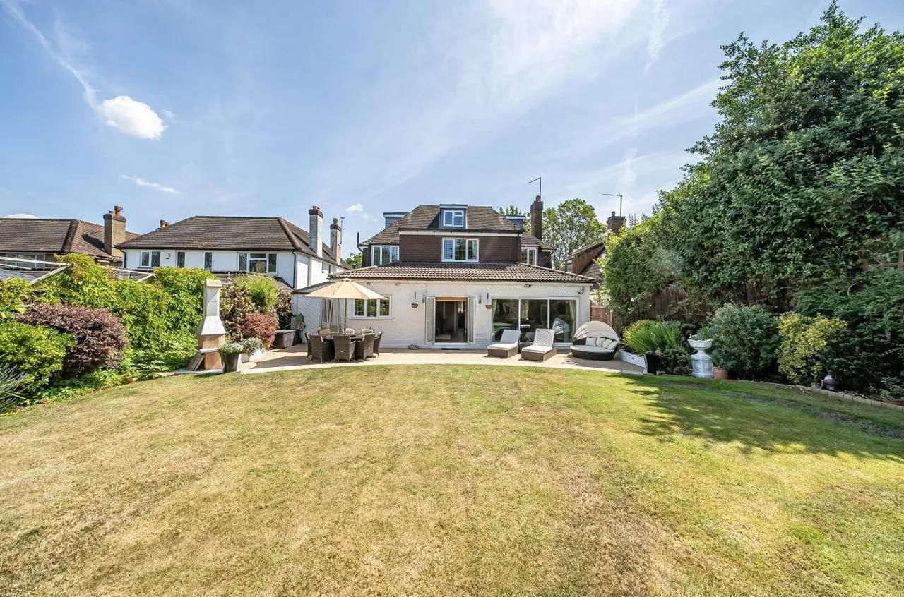 Sandy Lane, South Cheam, Surrey, SM2 7EP, photo 4