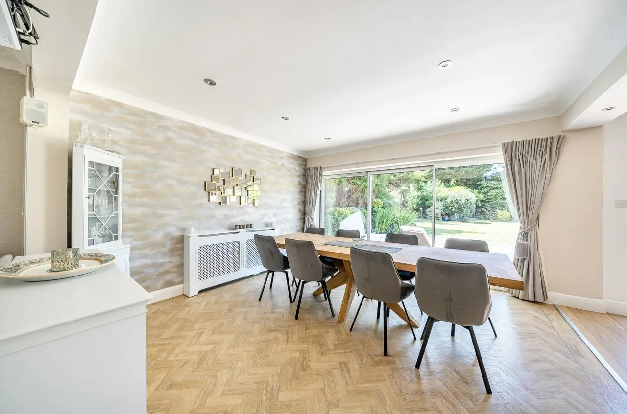 Sandy Lane, South Cheam, Surrey, SM2 7EP, photo 11