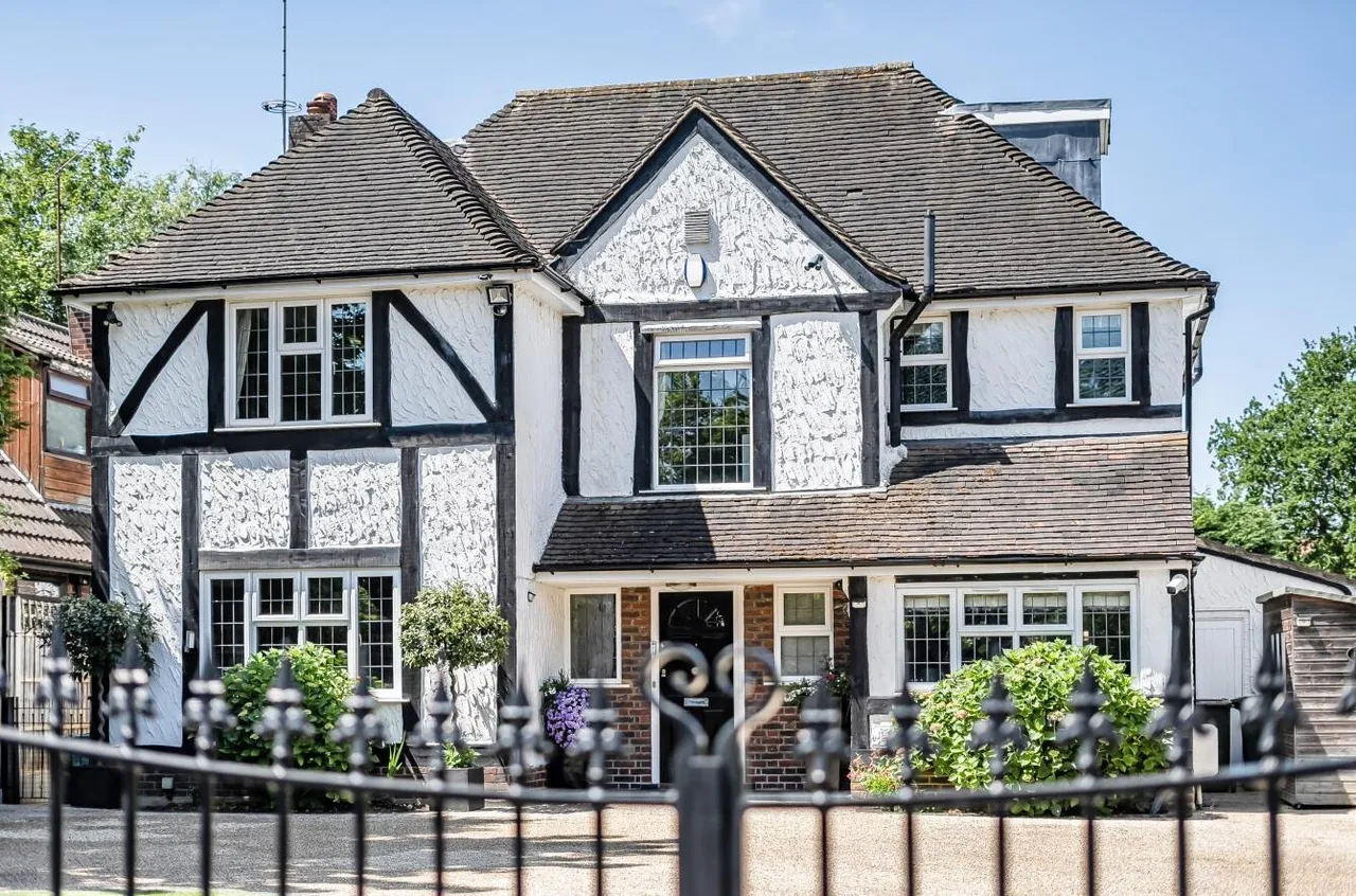 Sandy Lane, South Cheam, Surrey, SM2 7EP, photo 5