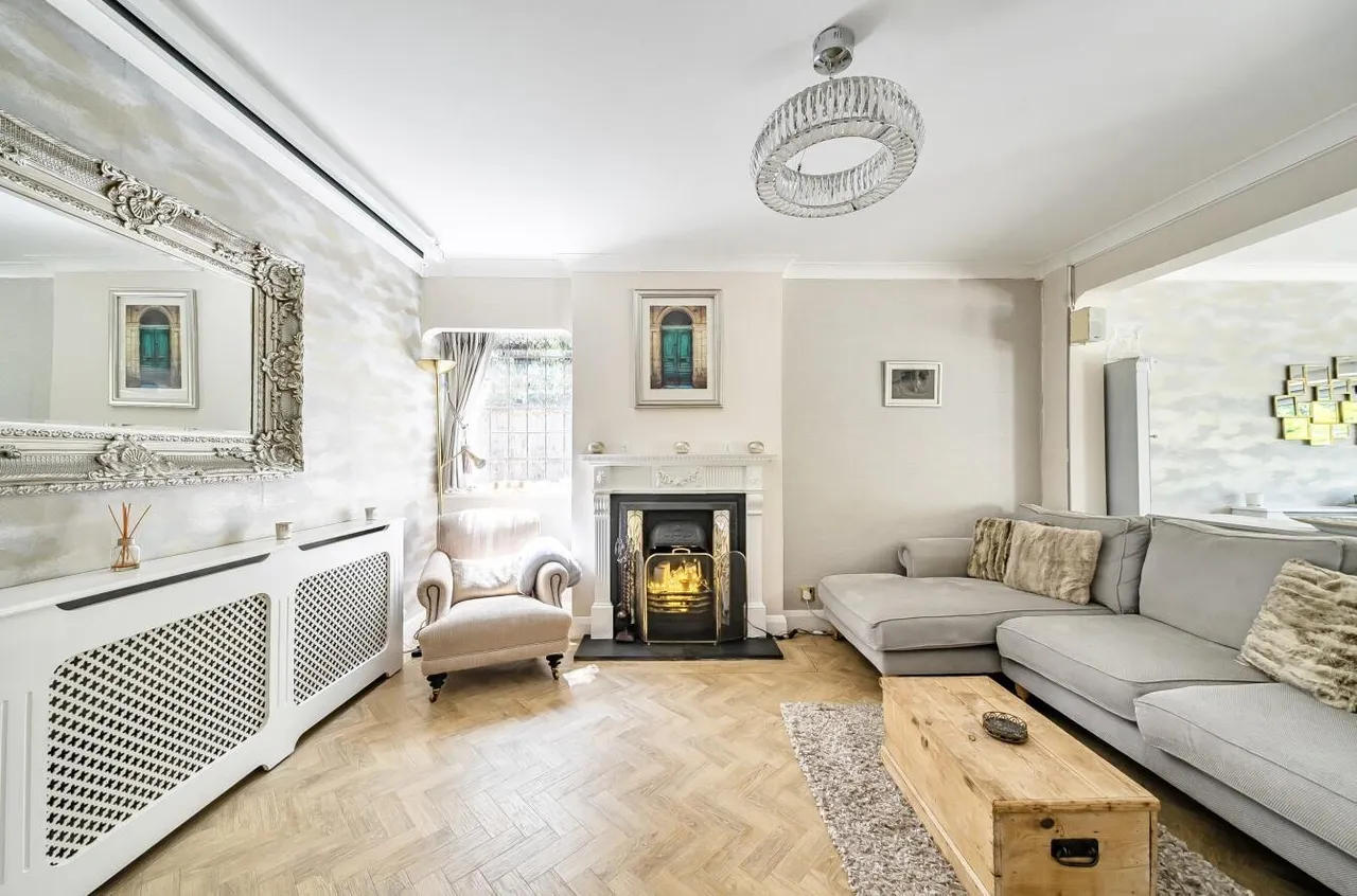 Sandy Lane, South Cheam, Surrey, SM2 7EP, photo 10
