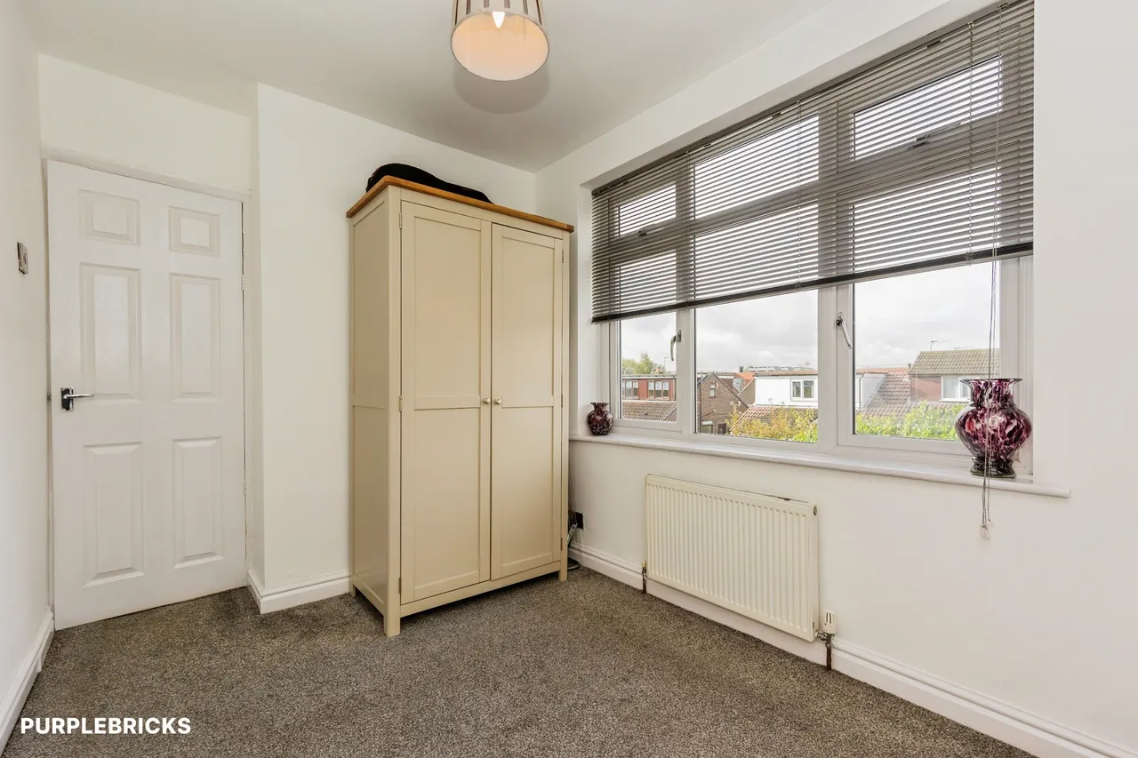 Bentley Road, Denton, M34, photo 22