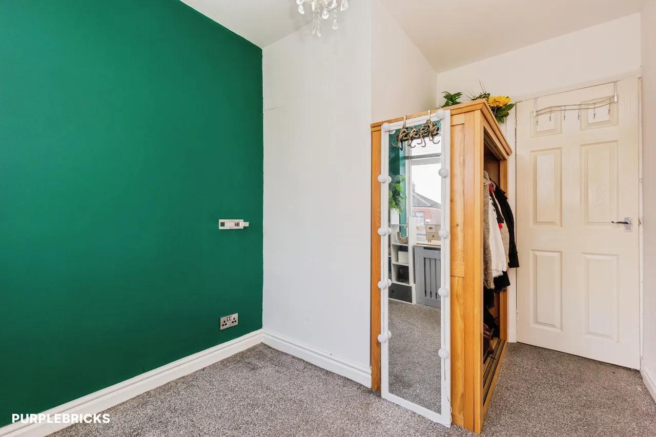 Bentley Road, Denton, M34, photo 20