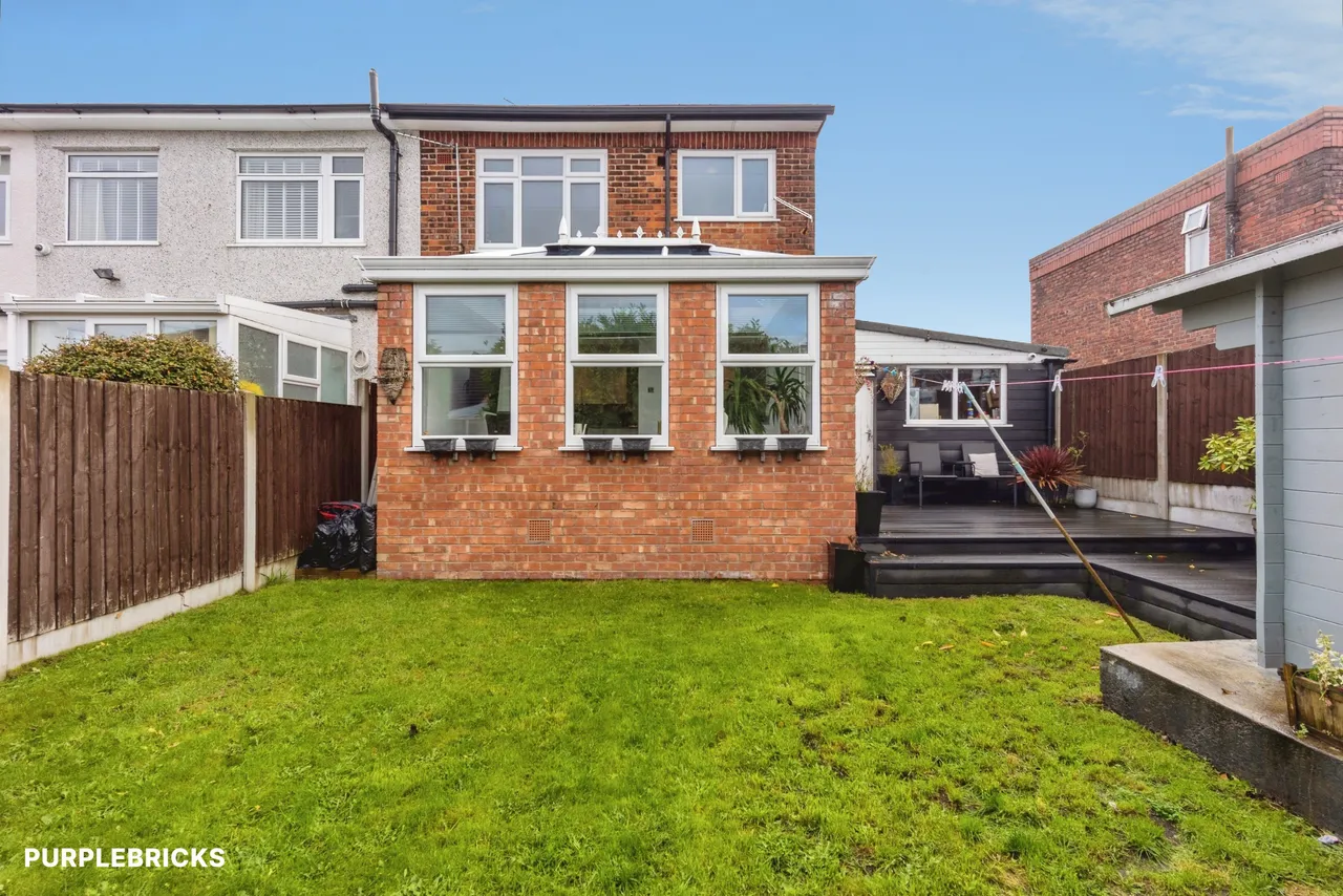 Bentley Road, Denton, M34, photo 3