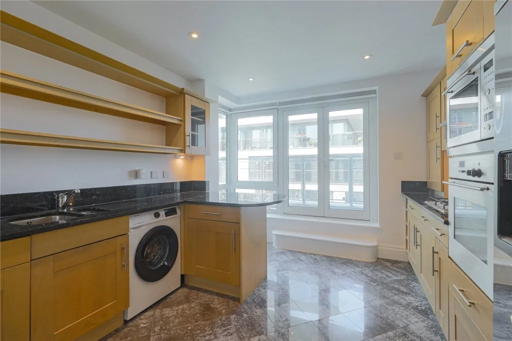 Beckford Close, Kensington, W14, photo 4