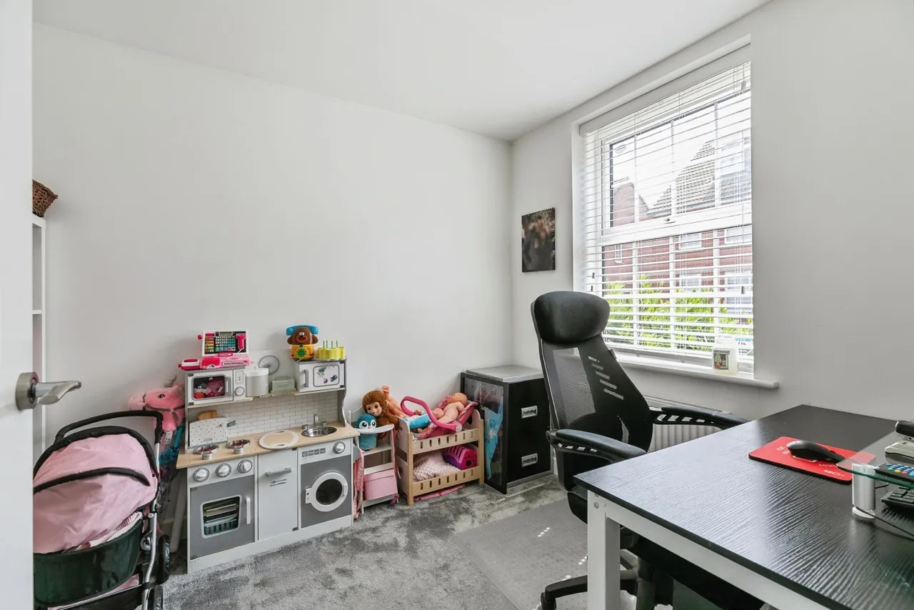 Mahaddie Way, Warboys, PE28, photo 11