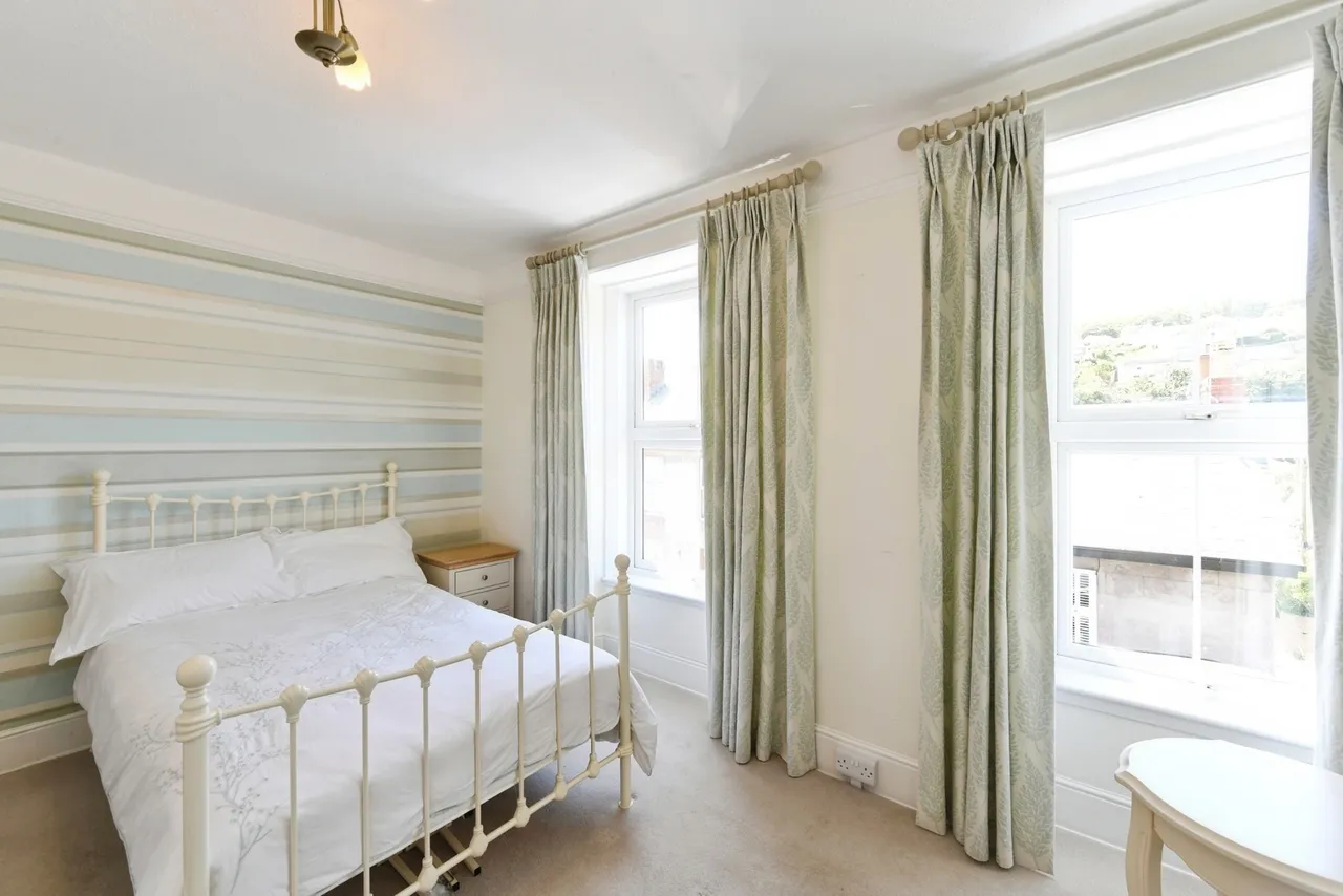 Treneglos Terrace, Newlyn, TR18, photo 11