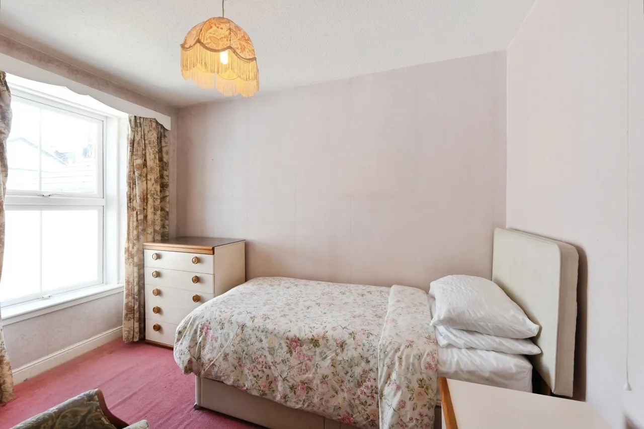 Treneglos Terrace, Newlyn, TR18, photo 12