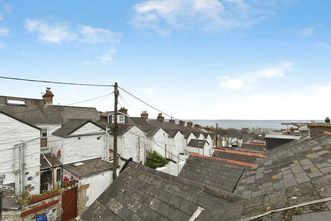 Treneglos Terrace, Newlyn, TR18, photo 15