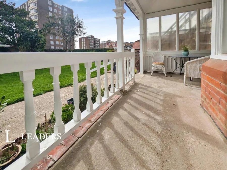 Bath Road, Worthing, BN11, photo 4