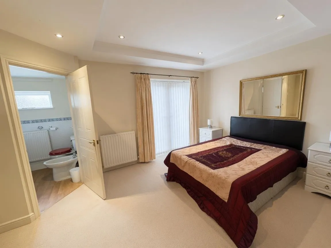 Gatcombe Mews, Wilmslow, SK9, photo 10