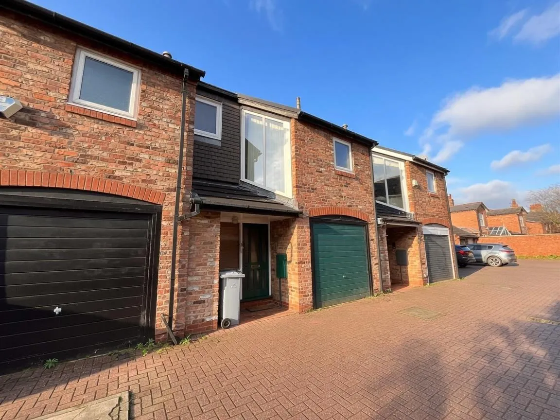 3 bed house to rent, Gatcombe Mews, Wilmslow, SK9
