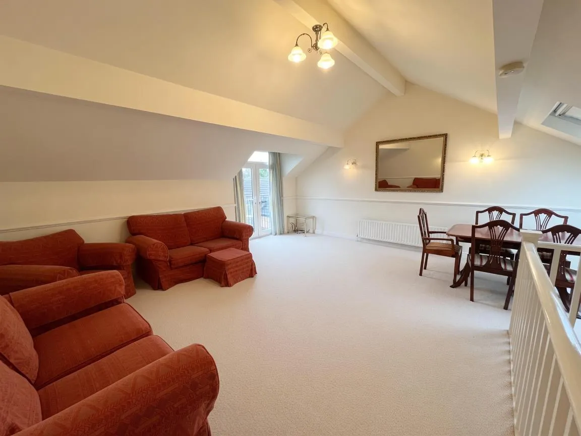 Gatcombe Mews, Wilmslow, SK9, photo 3