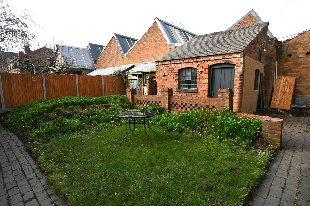 Clifton Road, Balsall Heath, Birmingham, B12 8SR, photo 19