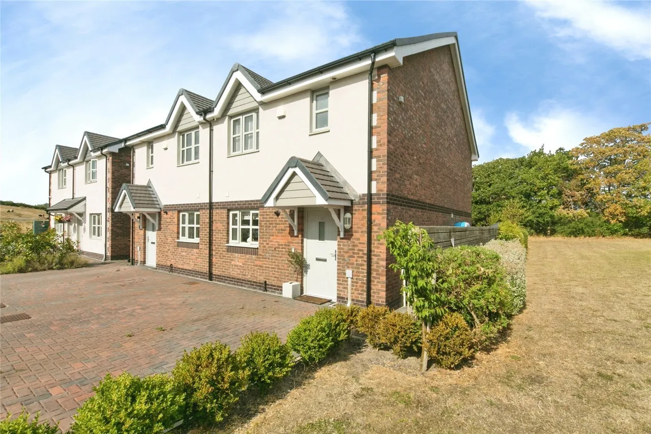 3 bed house for sale, Parc Pentywyn, Deganwy, LL31