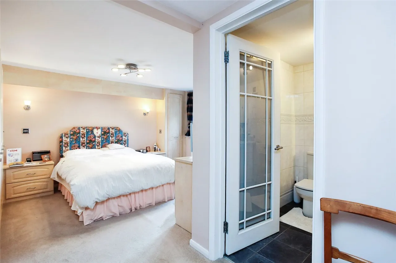 Laddingford, Maidstone, ME18, photo 10