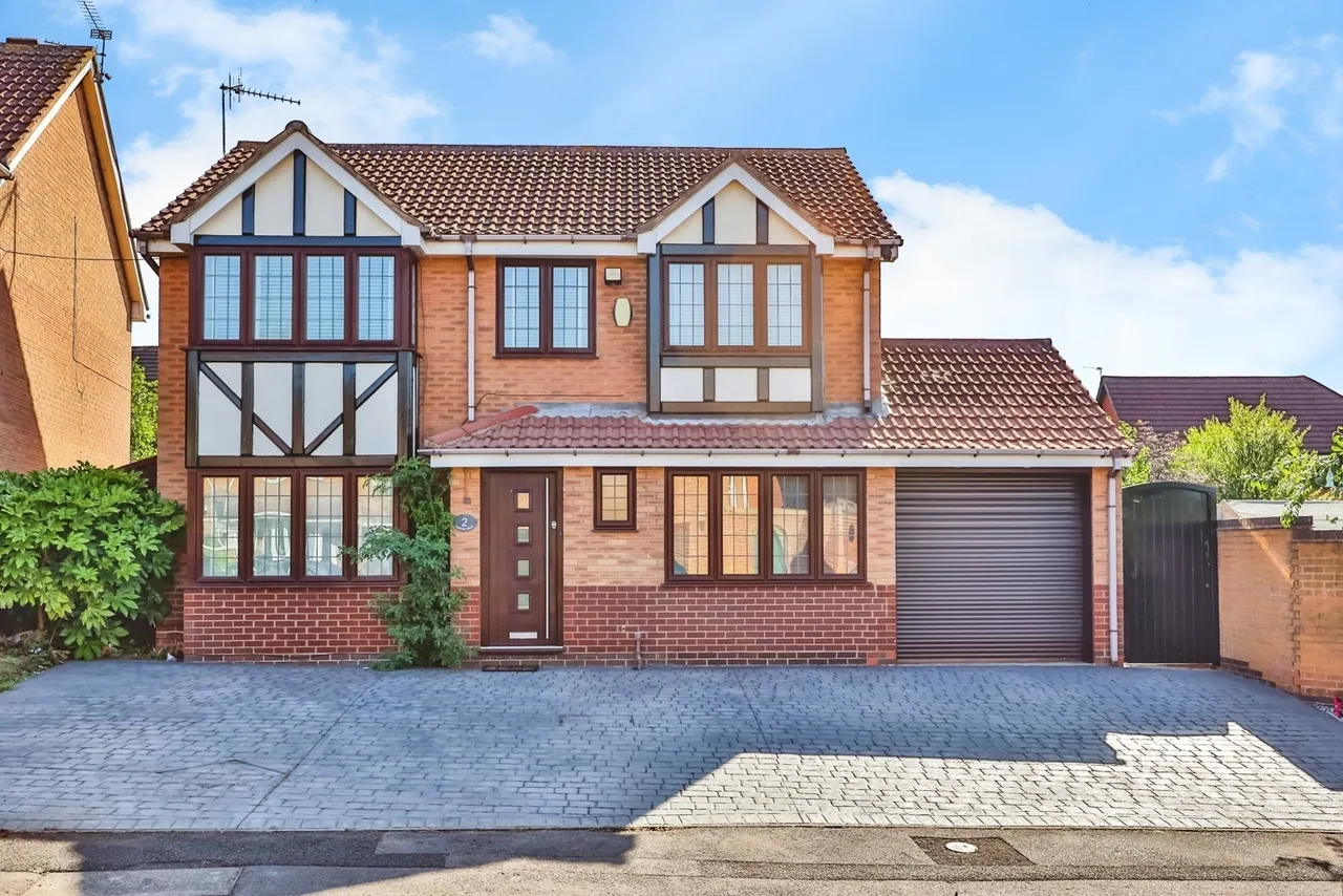 4 bed house for sale — Northolt Drive, Nuthall, Nottingham, Nottinghamshire, NG16
