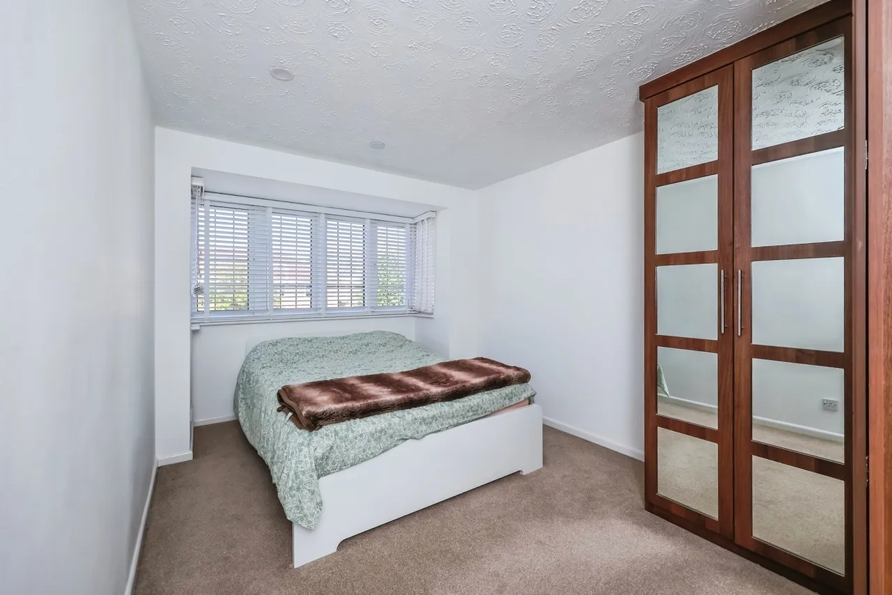 Northolt Drive, Nuthall, Nottingham, Nottinghamshire, NG16, photo 11