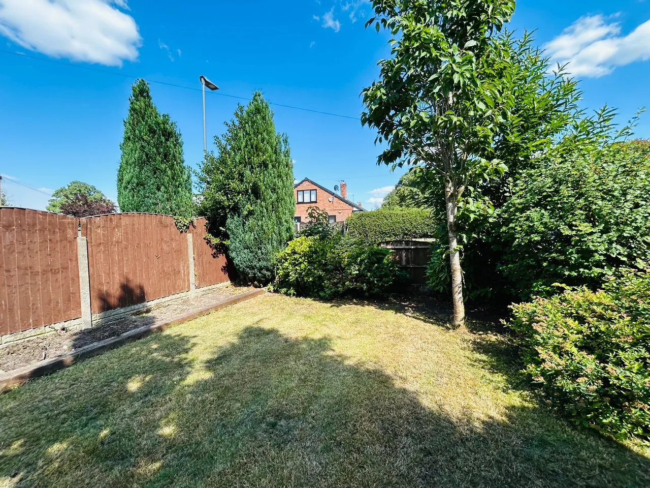 Stage Lane, Lymm, photo 30