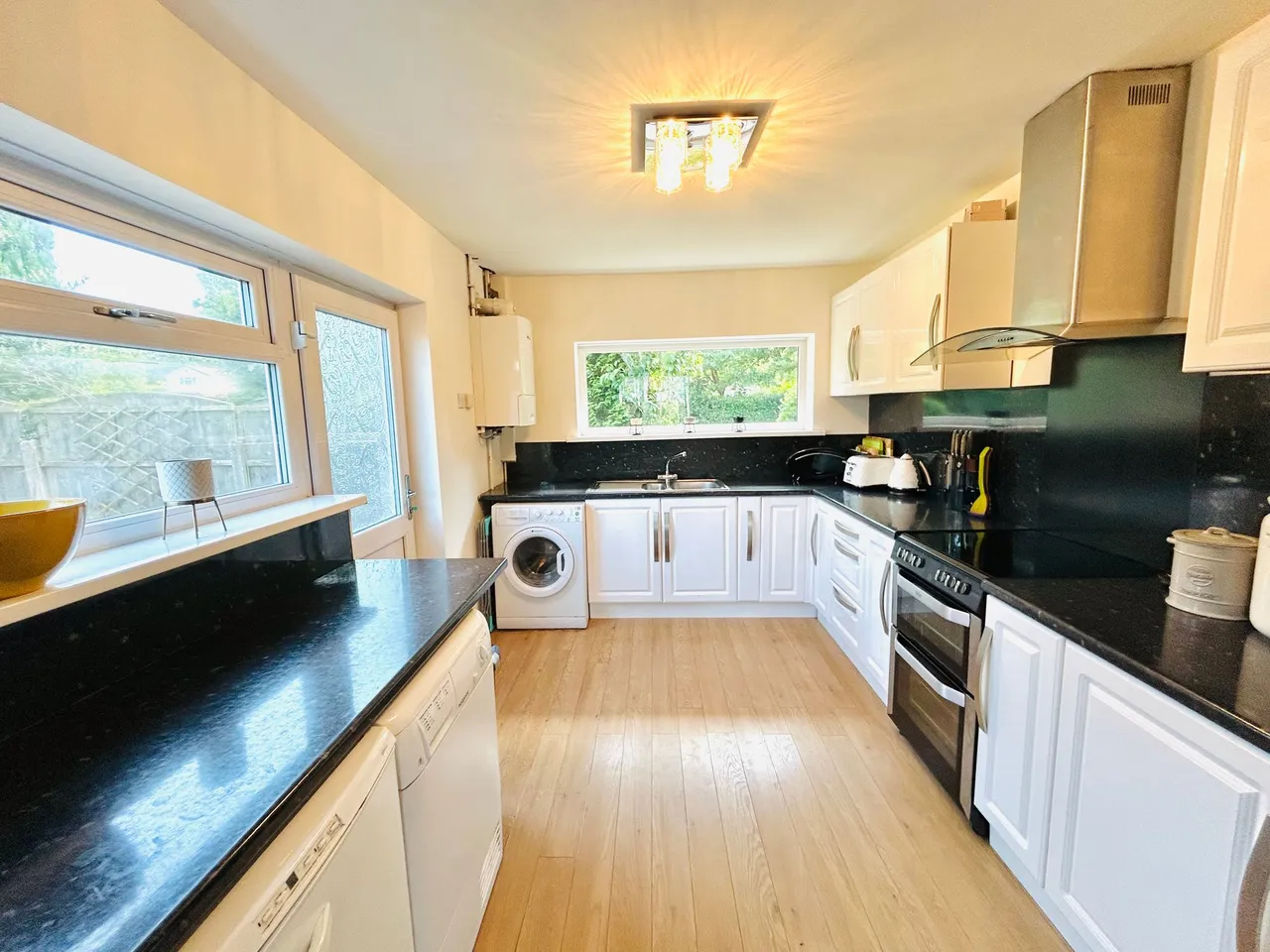 Stage Lane, Lymm, photo 13