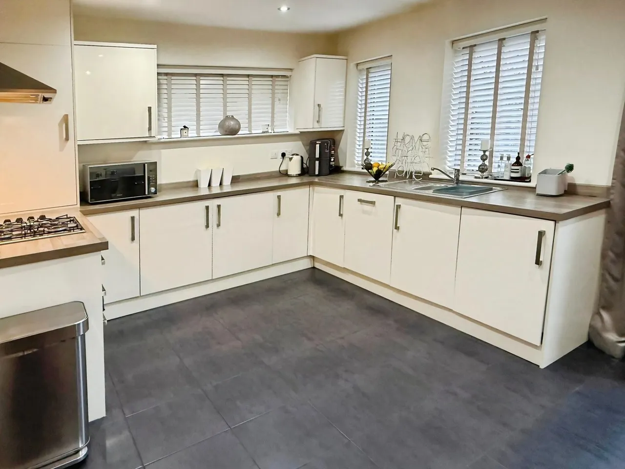 Sangha Close, Leicester, LE3, photo 3