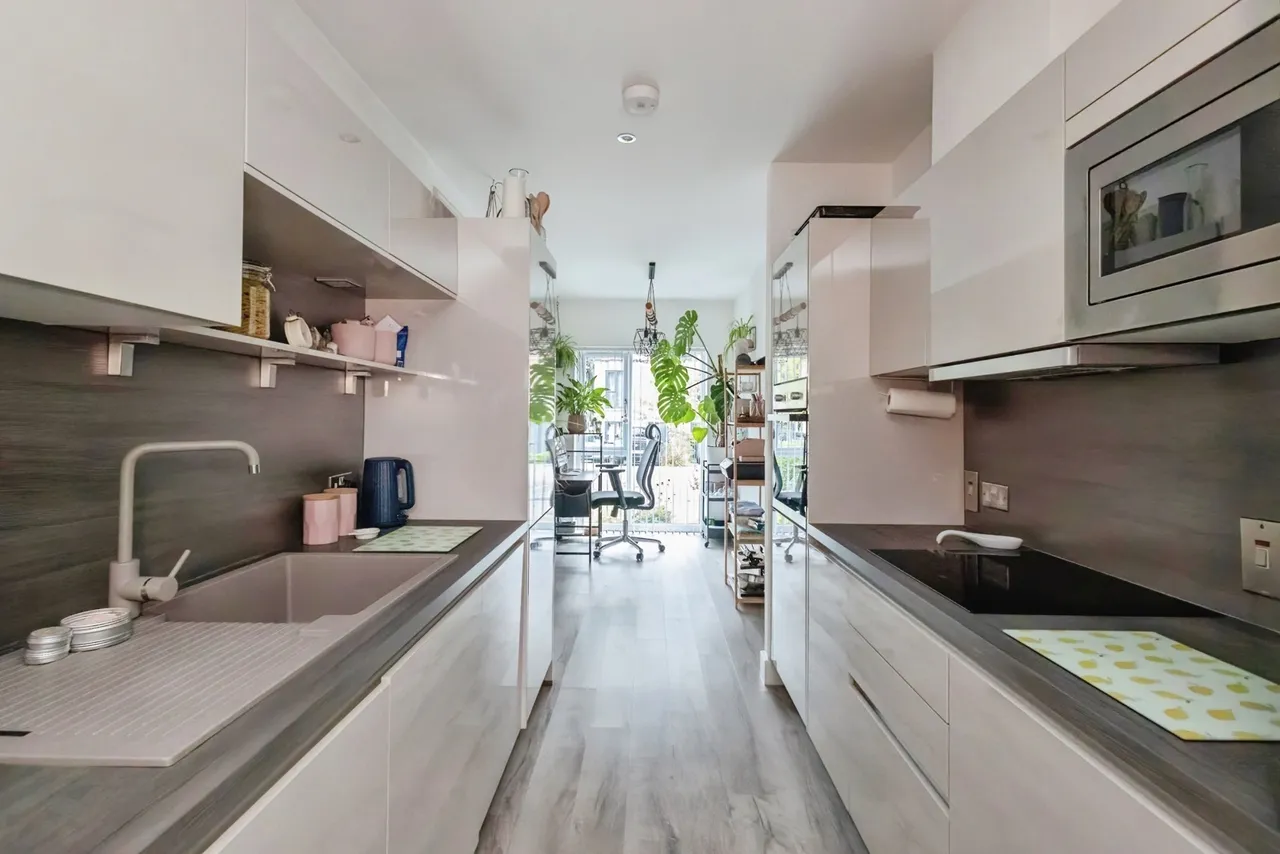 Riverside, Mossley, Ashton-under-Lyne, Greater Manchester, OL5, photo 11