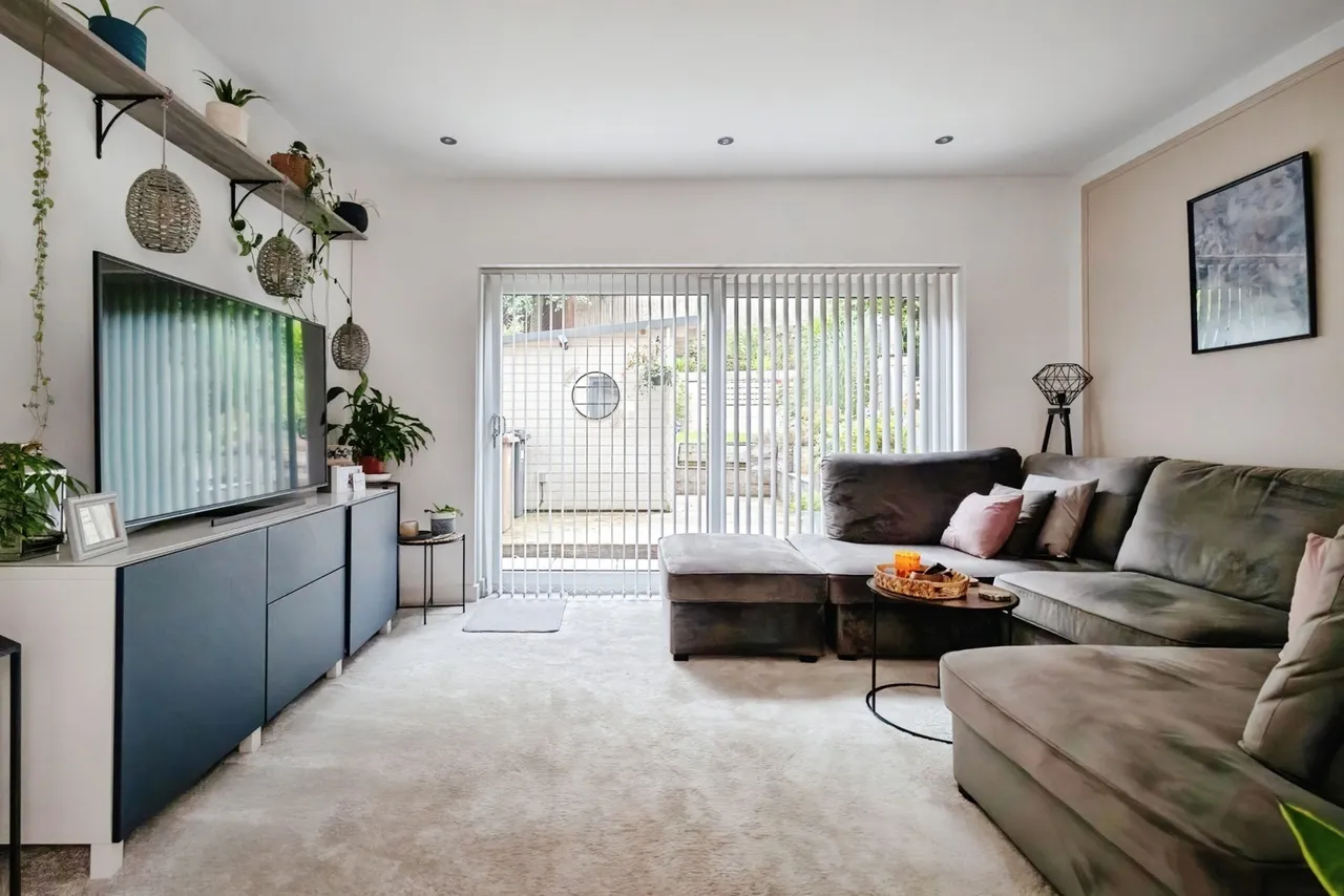 Riverside, Mossley, Ashton-under-Lyne, Greater Manchester, OL5, photo 9