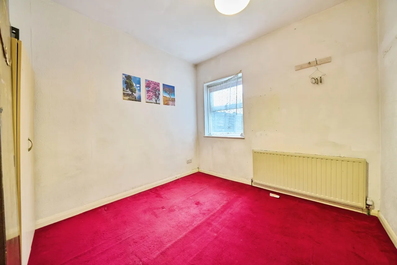 Norman Road, London, E11, photo 10
