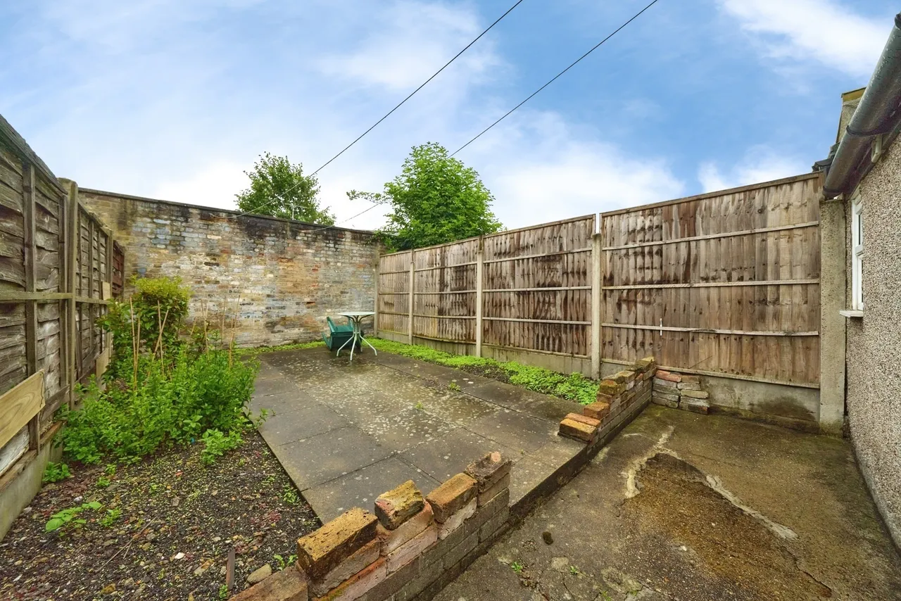 Norman Road, London, E11, photo 7