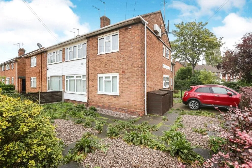 Renton Grove, Wolverhampton, WV10, photo 9