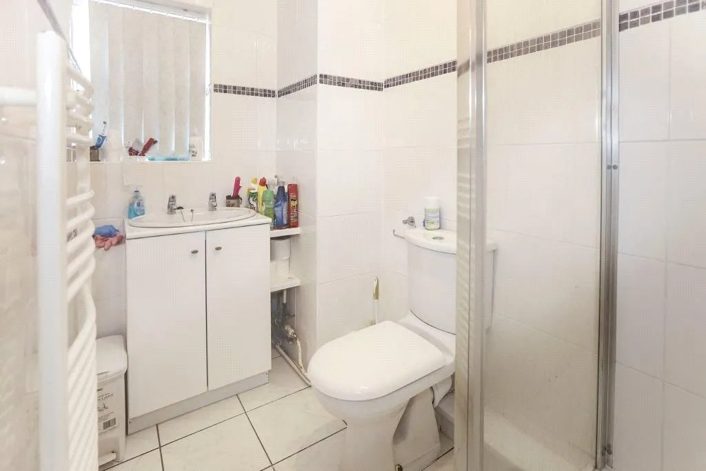 Renton Grove, Wolverhampton, WV10, photo 8
