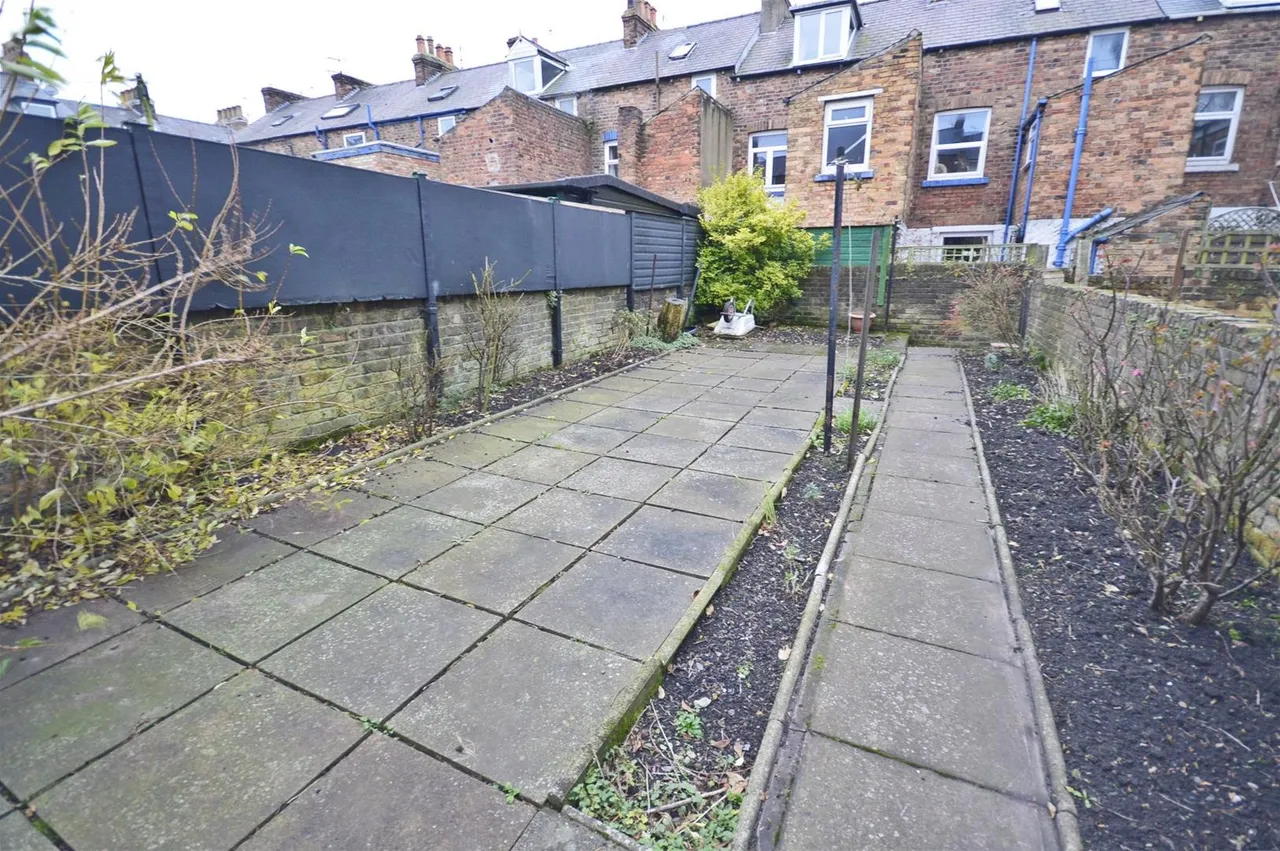 Barwick Street, Scarborough, North Yorkshire YO12 7AP, photo 3