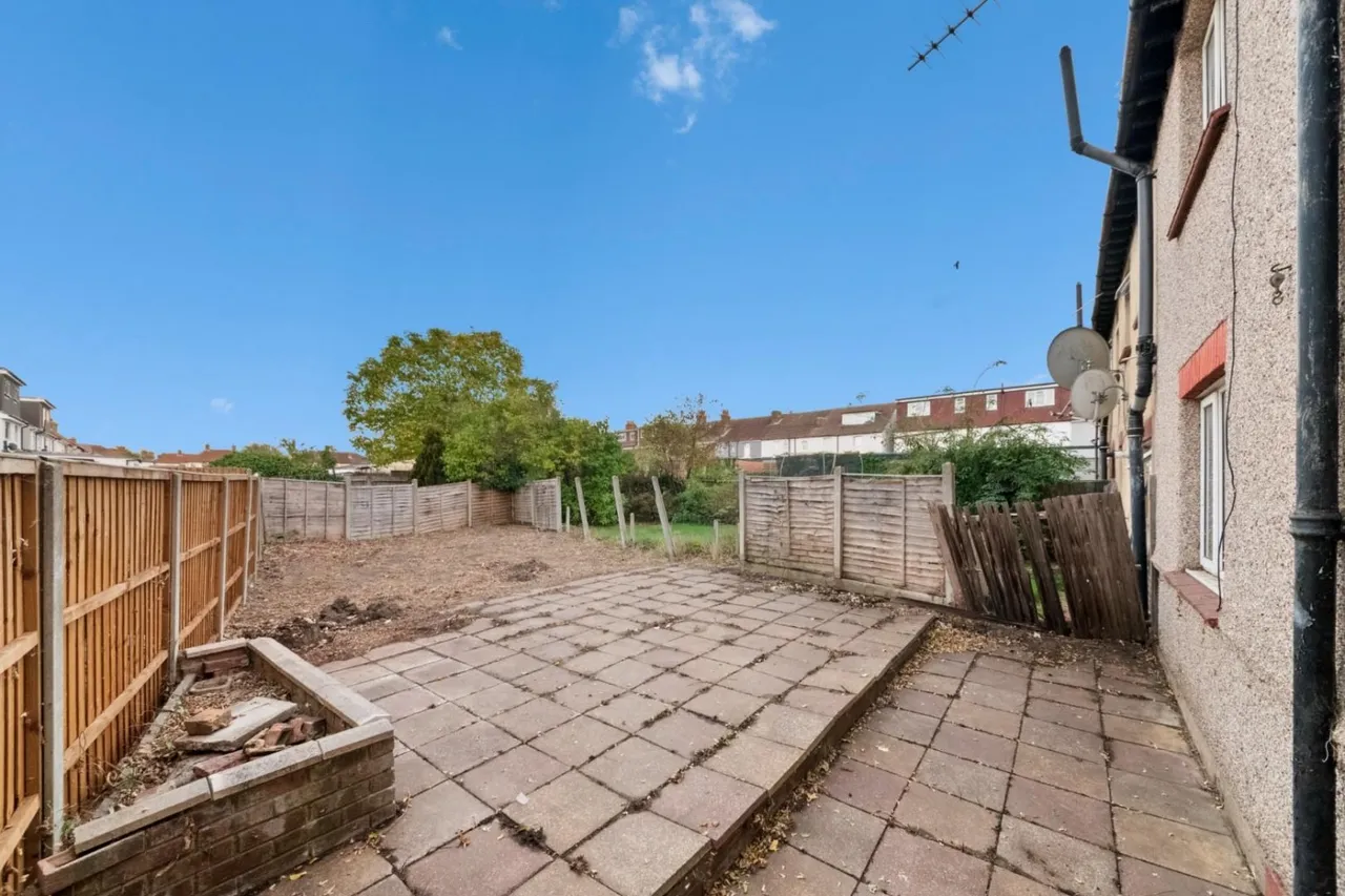 Lady Margaret Road, Southall, UB1, photo 11