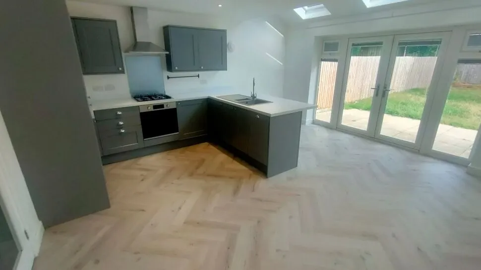Maes Glyndwr, Wrexham, LL11, photo 8