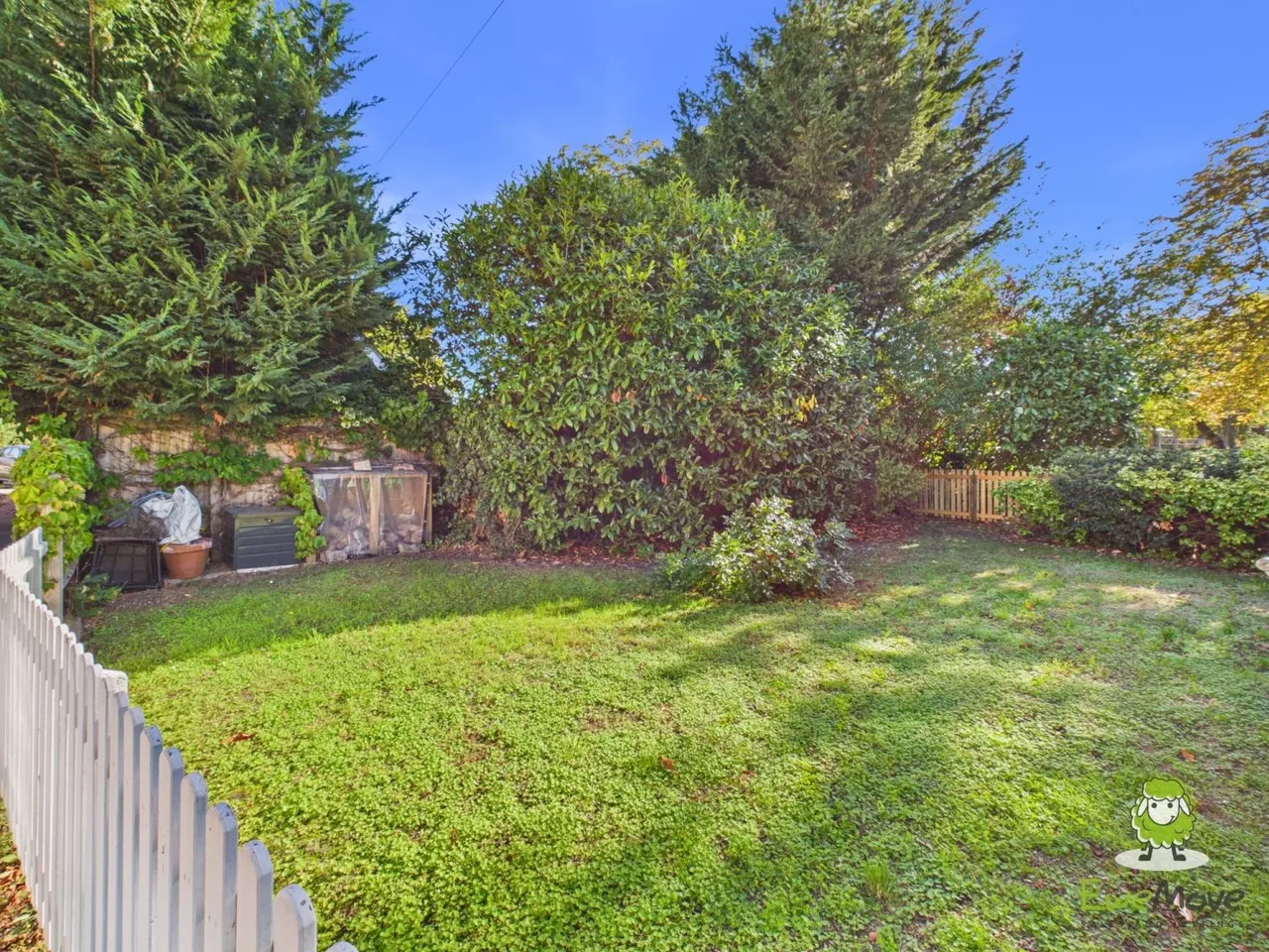 Bramley Road, Sherfield-on-Loddon, RG27, photo 5