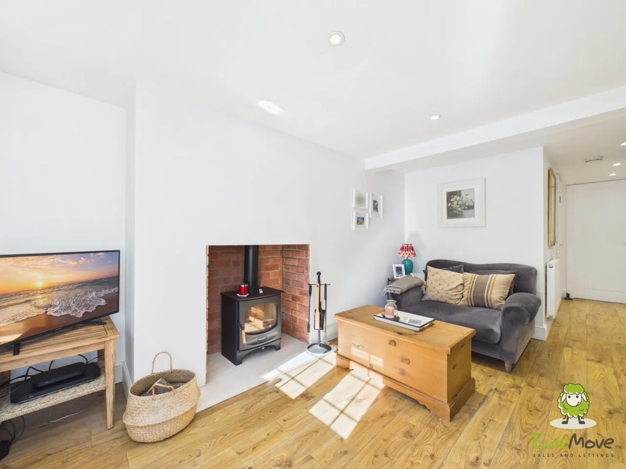 Bramley Road, Sherfield-on-Loddon, RG27, photo 6
